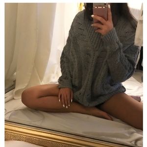 Urban Outfitters Brand New Oversize knit Sweater